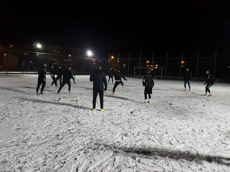 Trening na śniegu images