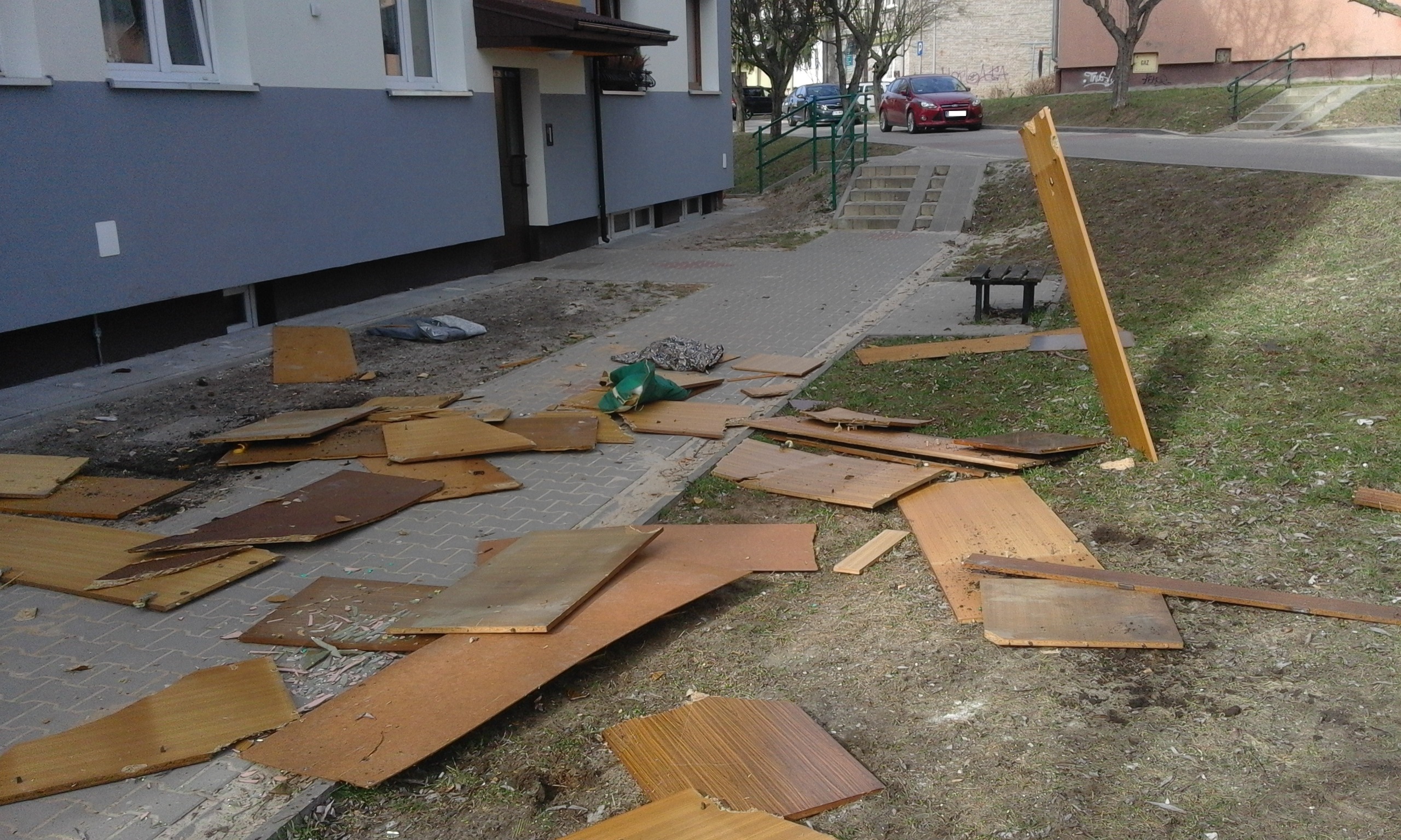 Chciał szybko zrobić porządek.